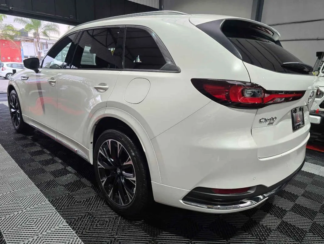 Mazda CX-90 2025