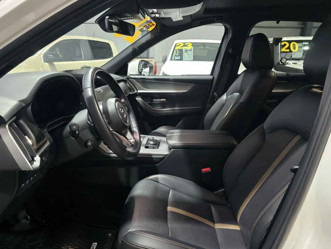 Mazda CX-90 2025