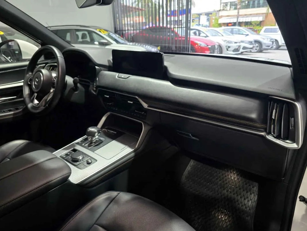 Mazda CX-90 2025
