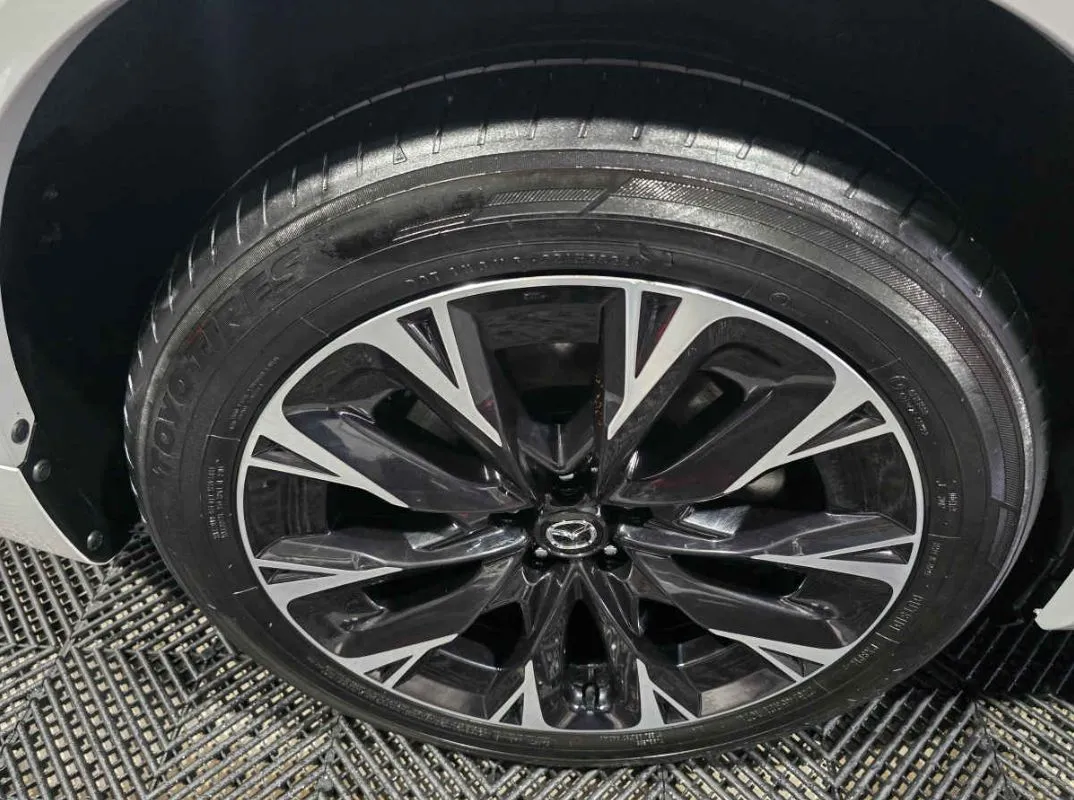 Mazda CX-90 2025