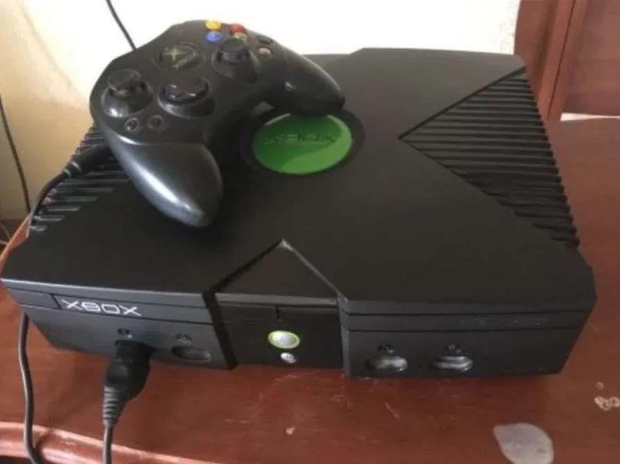 🎮 Xbox Clásico Con Chip — ¡Excelente Estado con Emuladores y Juegos!