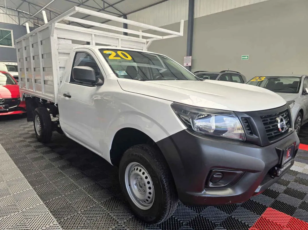 Nissan Estacas NP300 2020 2p L4/2.4 Man VDC.