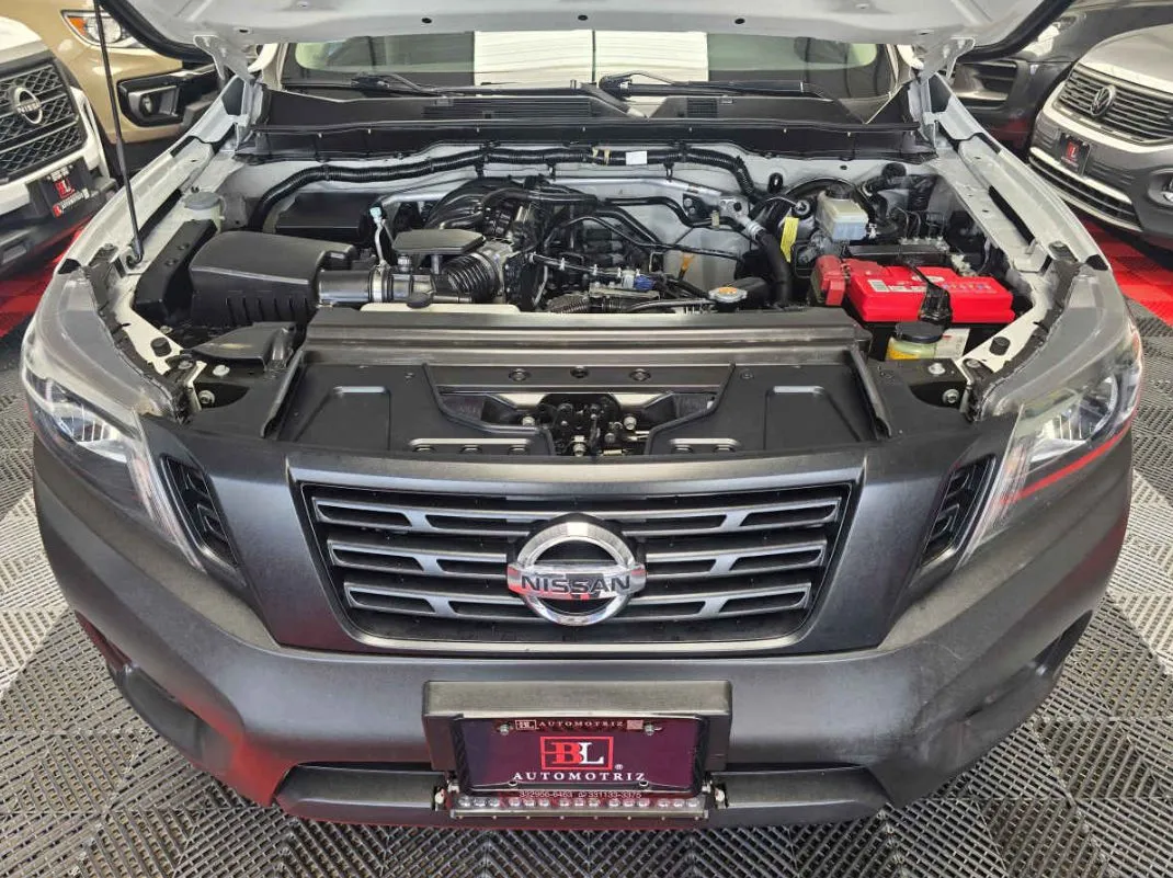 Nissan Estacas NP300 2020 2p L4/2.4 Man VDC.