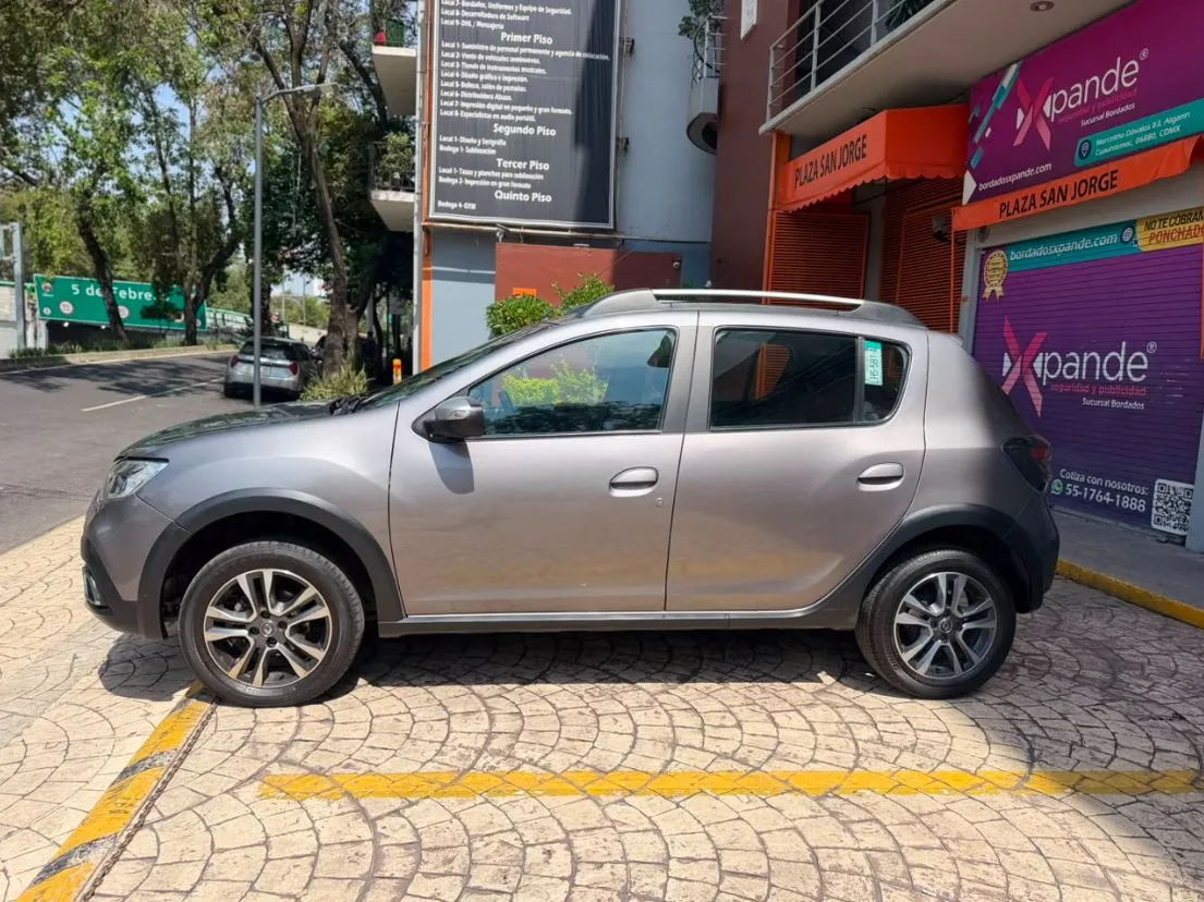 RENAULT STEPWAY INTENSE 2023 AUTOMÁTICA