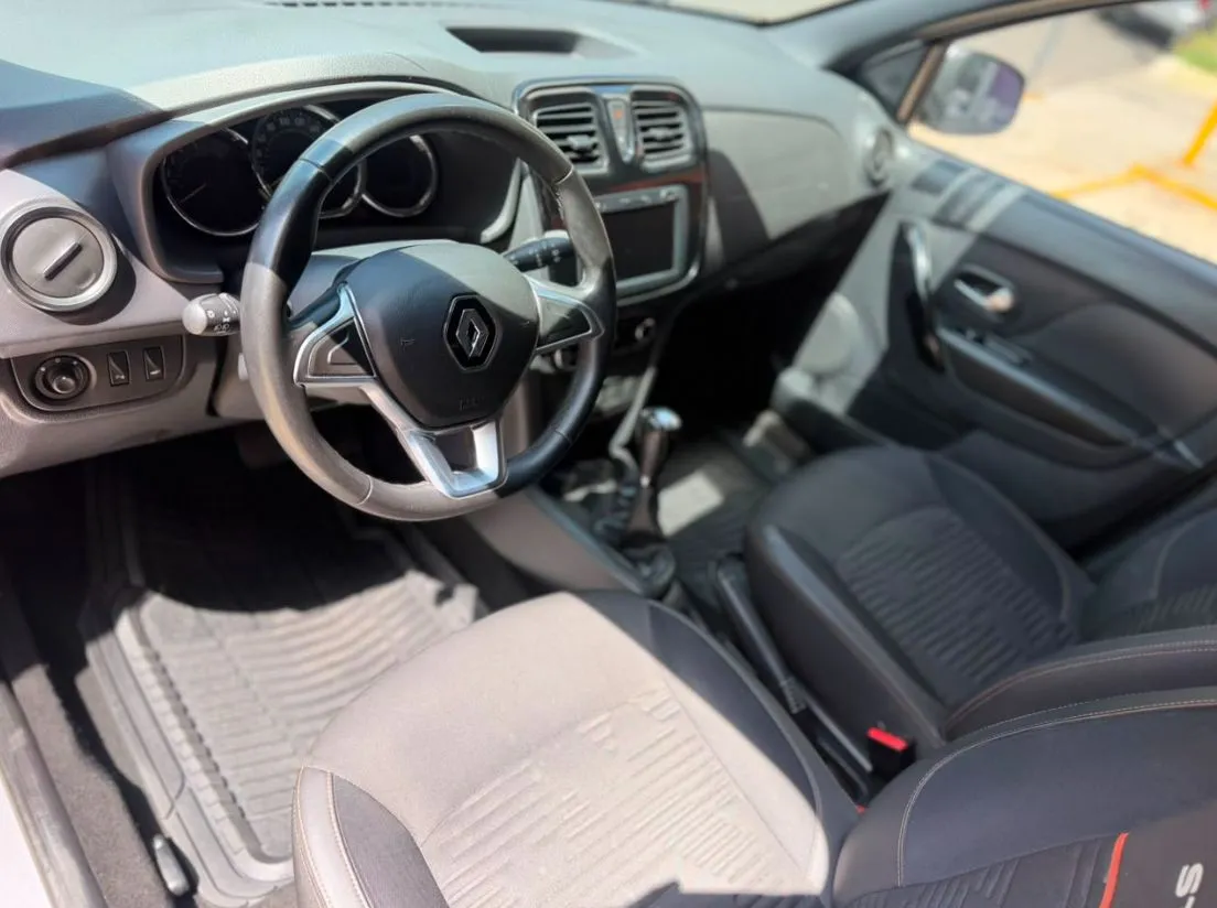 RENAULT STEPWAY INTENSE 2023 AUTOMÁTICA