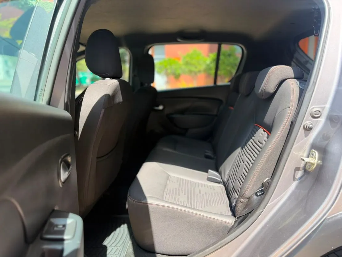 RENAULT STEPWAY INTENSE 2023 AUTOMÁTICA