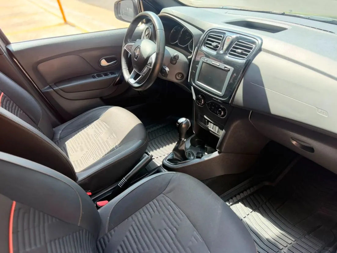 RENAULT STEPWAY INTENSE 2023 AUTOMÁTICA