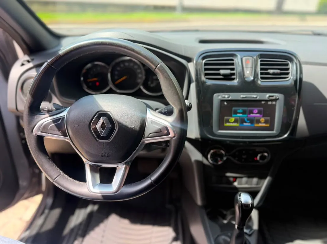 RENAULT STEPWAY INTENSE 2023 AUTOMÁTICA