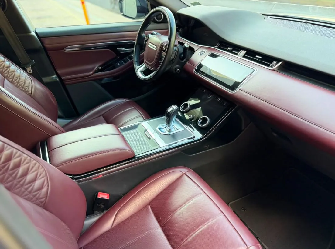 RANGE ROVER EVOQUE HSE 2020 (MHEV / TURBO HÍBRIDA)