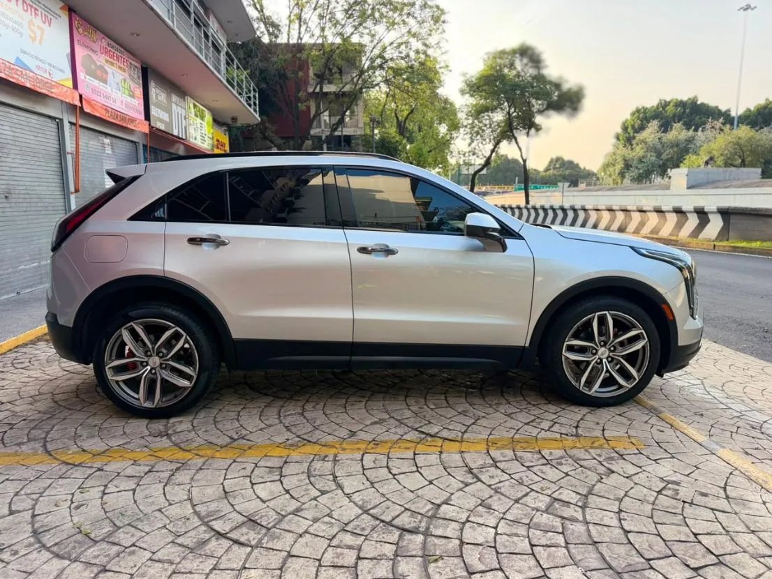 CADILLAC XT4 F-SPORT 2020