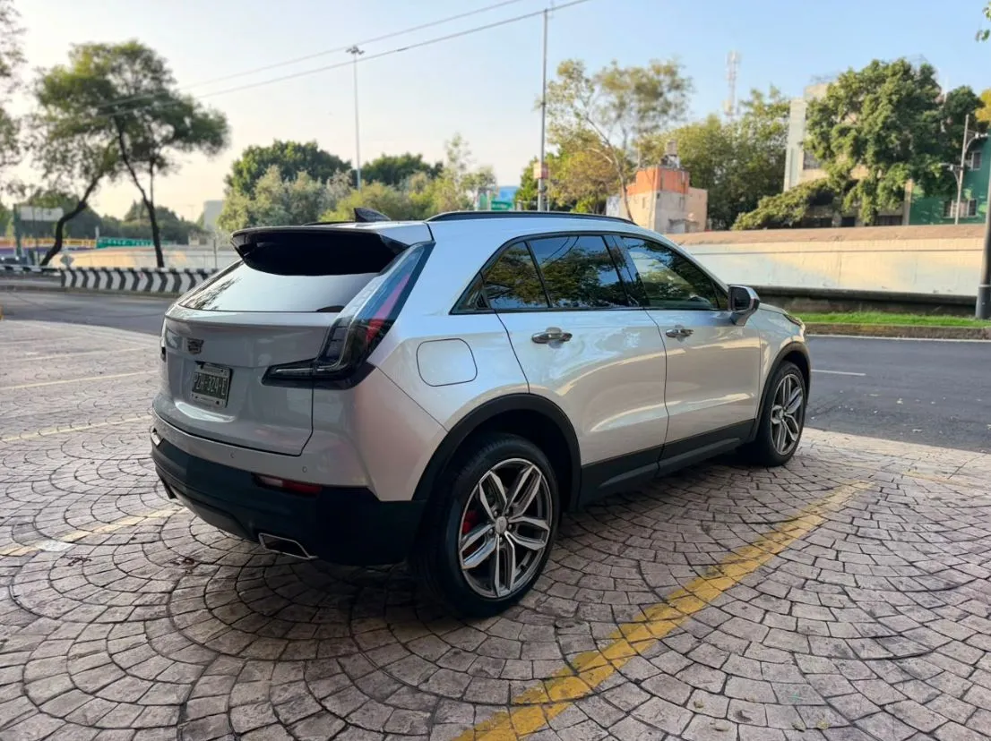 CADILLAC XT4 F-SPORT 2020