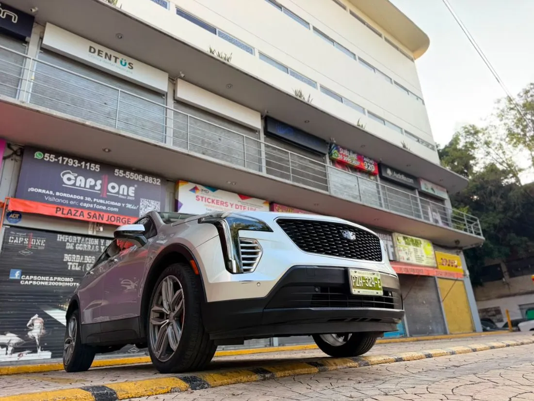 CADILLAC XT4 F-SPORT 2020