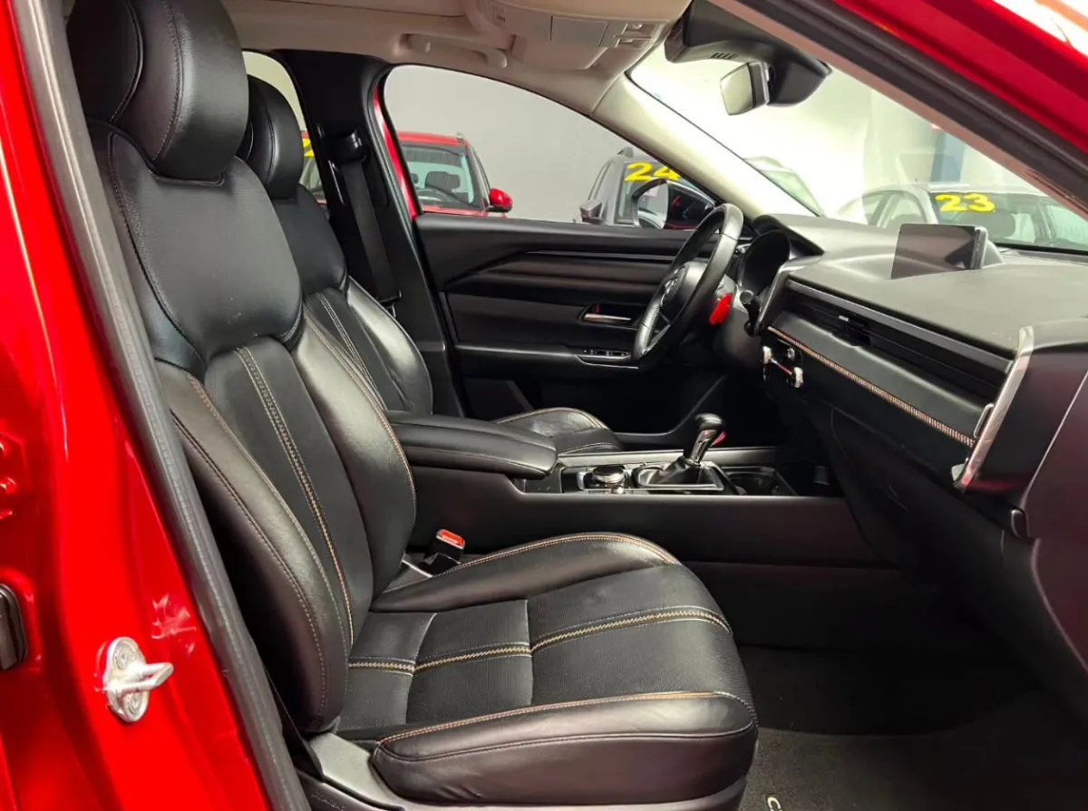 MAZDA CX-50 SIGNATURE AWD 2024