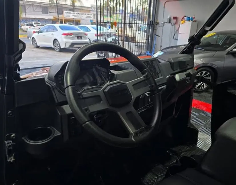 POLARIS RANGER XP 1000 PREMIUM 2025