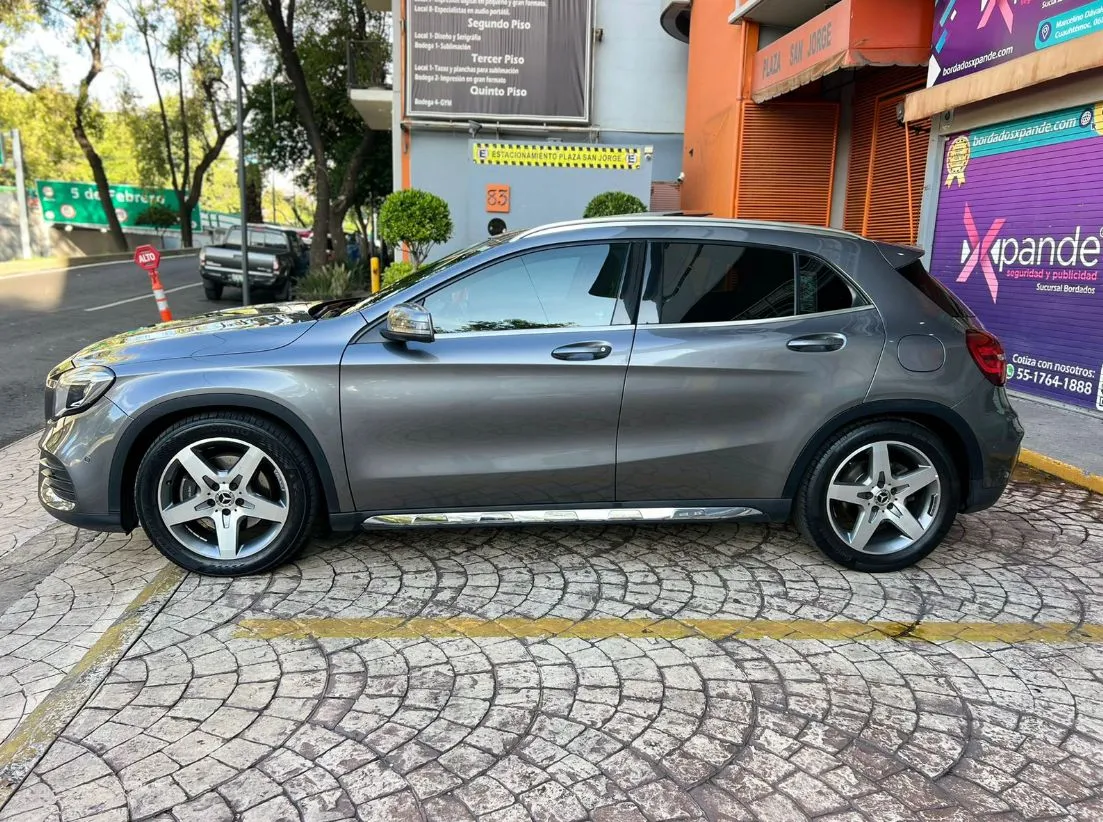 MERCEDES BENZ GLA 250 SPORT 2019 EQUIPO AMG