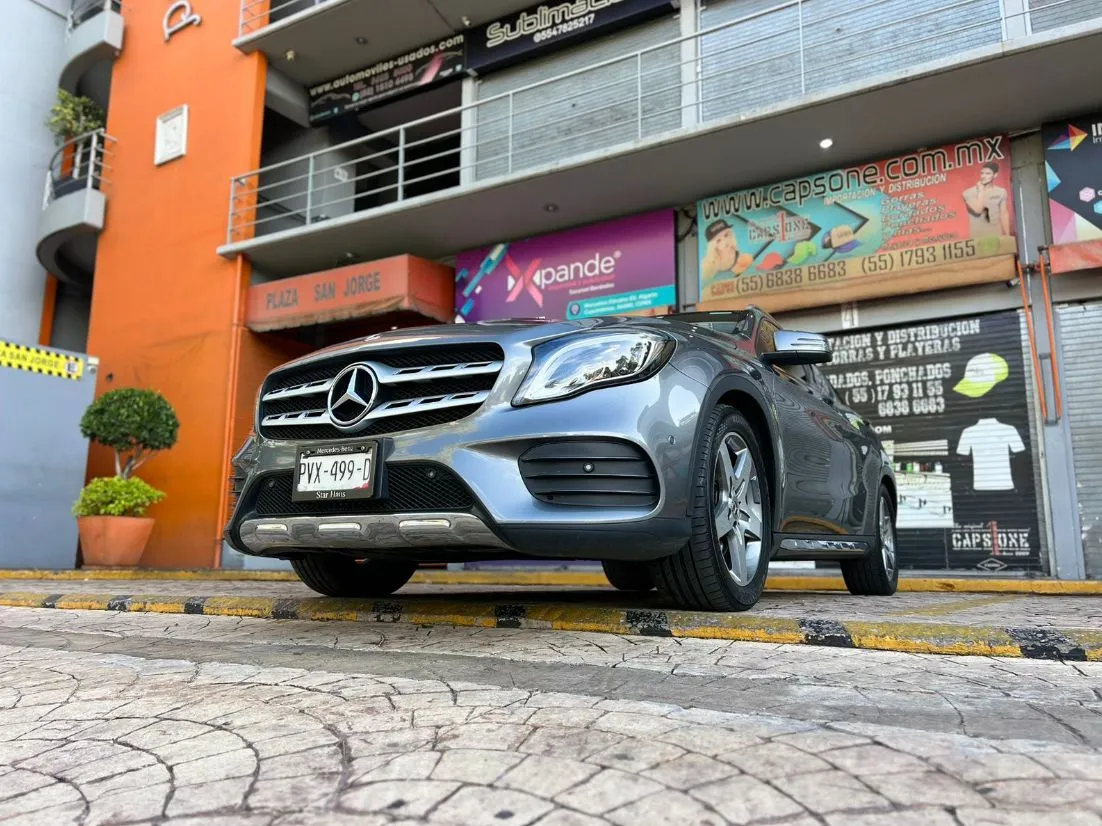 MERCEDES BENZ GLA 250 SPORT 2019 EQUIPO AMG