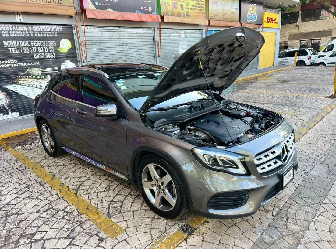 MERCEDES BENZ GLA 250 SPORT 2019 EQUIPO AMG