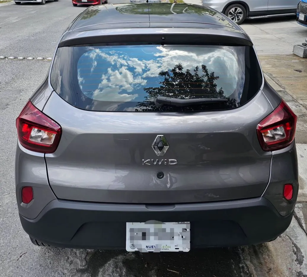 Renault Kwid Iconic 2025 (Hatchback)