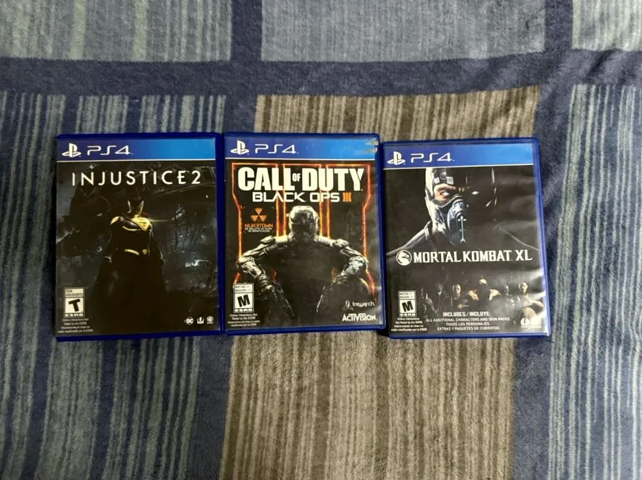 Paquete 3 Juegos PS4 Impecables: Injustice 2 + Mortal Kombat XL + COD Black Ops