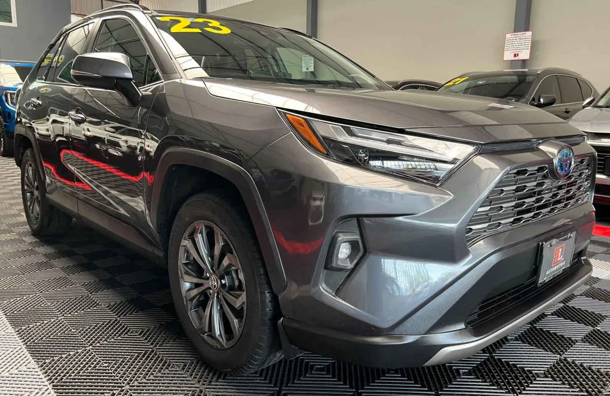 Toyota RAV4 2023 5p Limited HEV