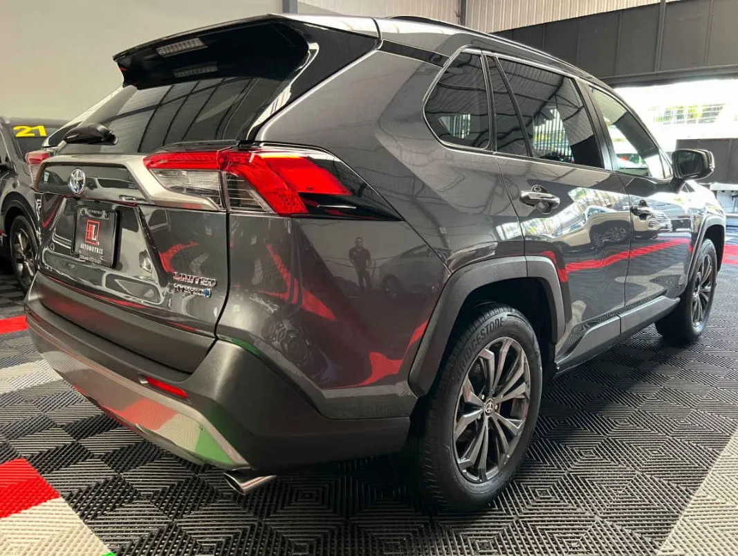 Toyota RAV4 2023 5p Limited HEV