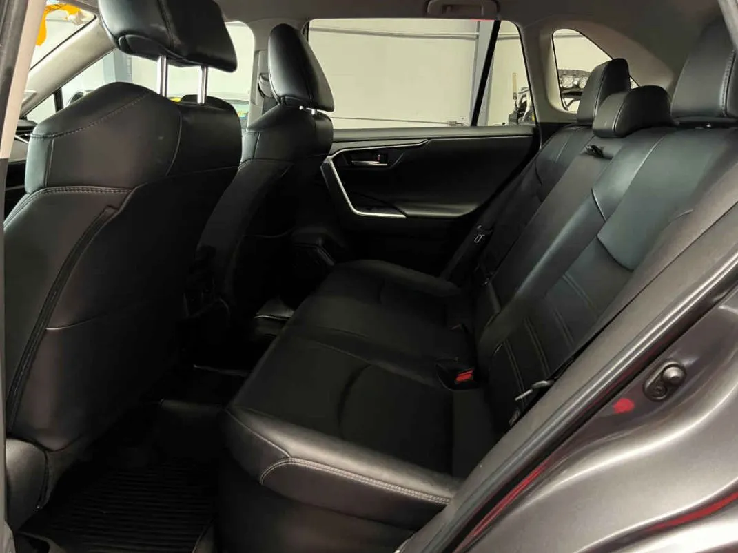 Toyota RAV4 2023 5p Limited HEV