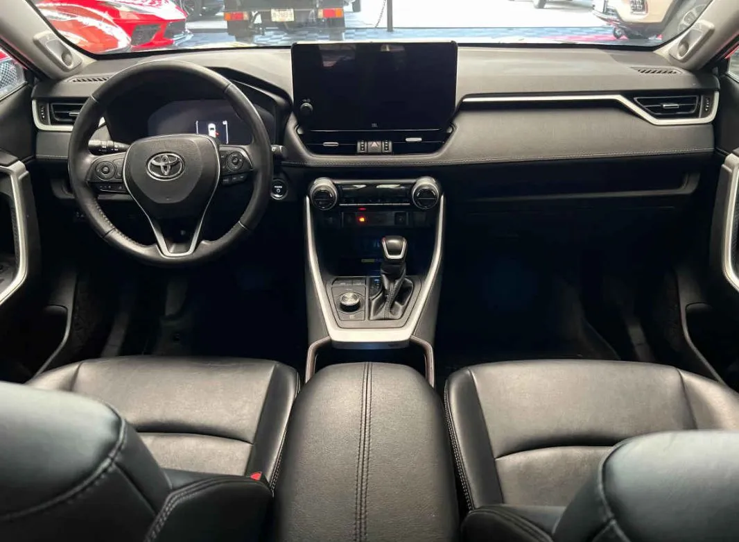Toyota RAV4 2023 5p Limited HEV