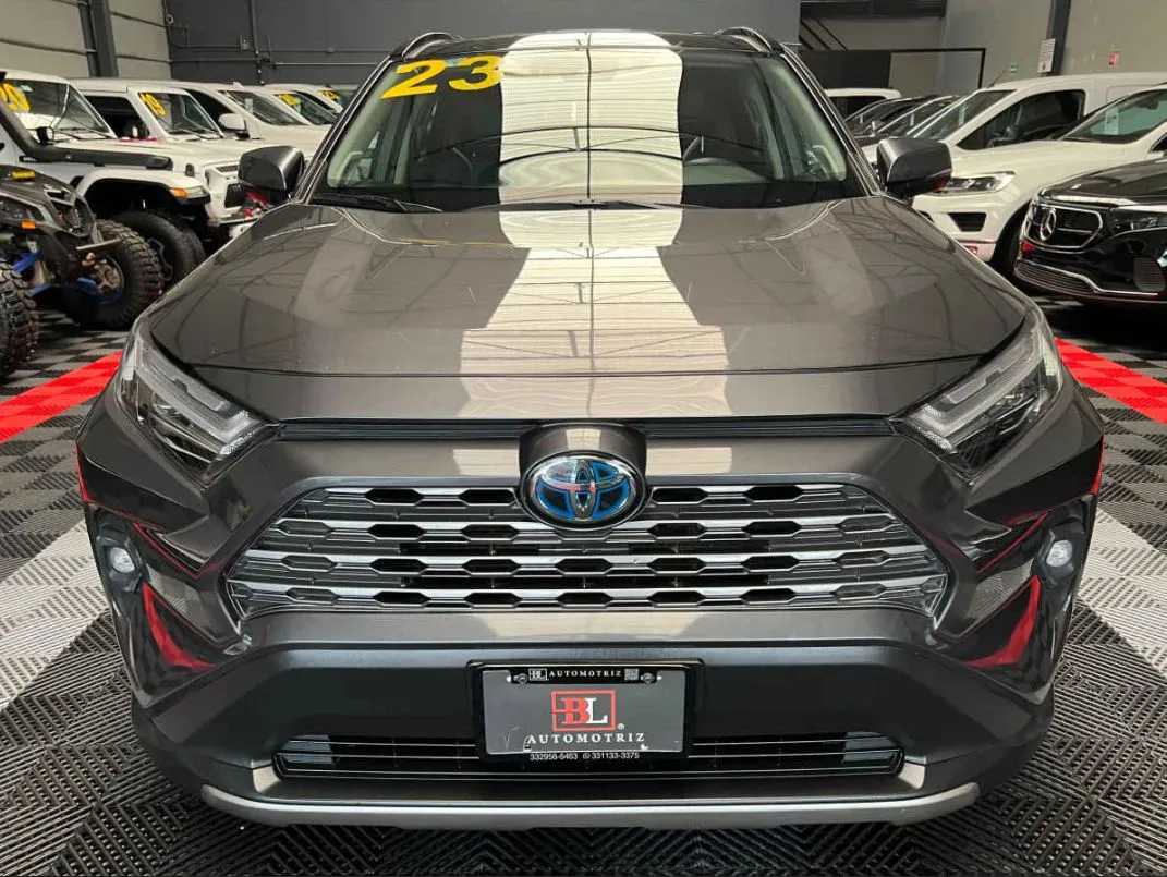 Toyota RAV4 2023 5p Limited HEV