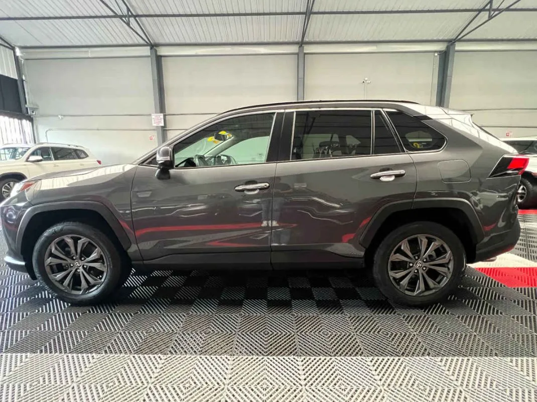 Toyota RAV4 2023 5p Limited HEV