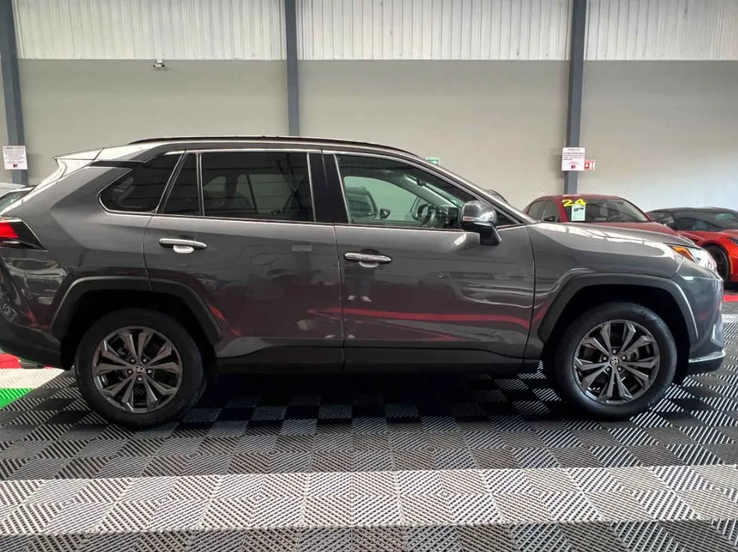Toyota RAV4 2023 5p Limited HEV