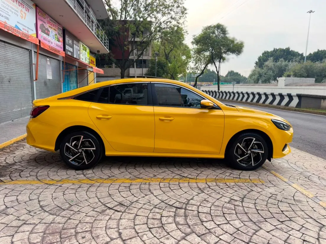 MG GT EXITE TURBO 2024