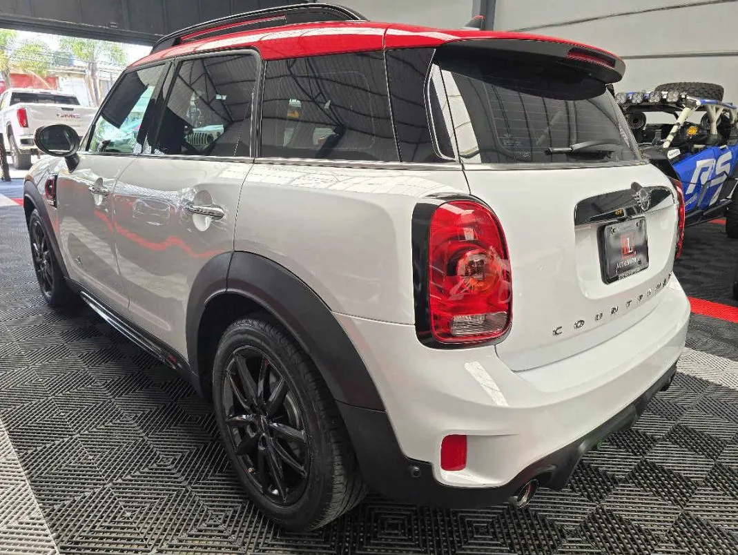 Mini Countryman 2020 5p S J Cooper Works Hot Chili L4/2.0/T Aut.