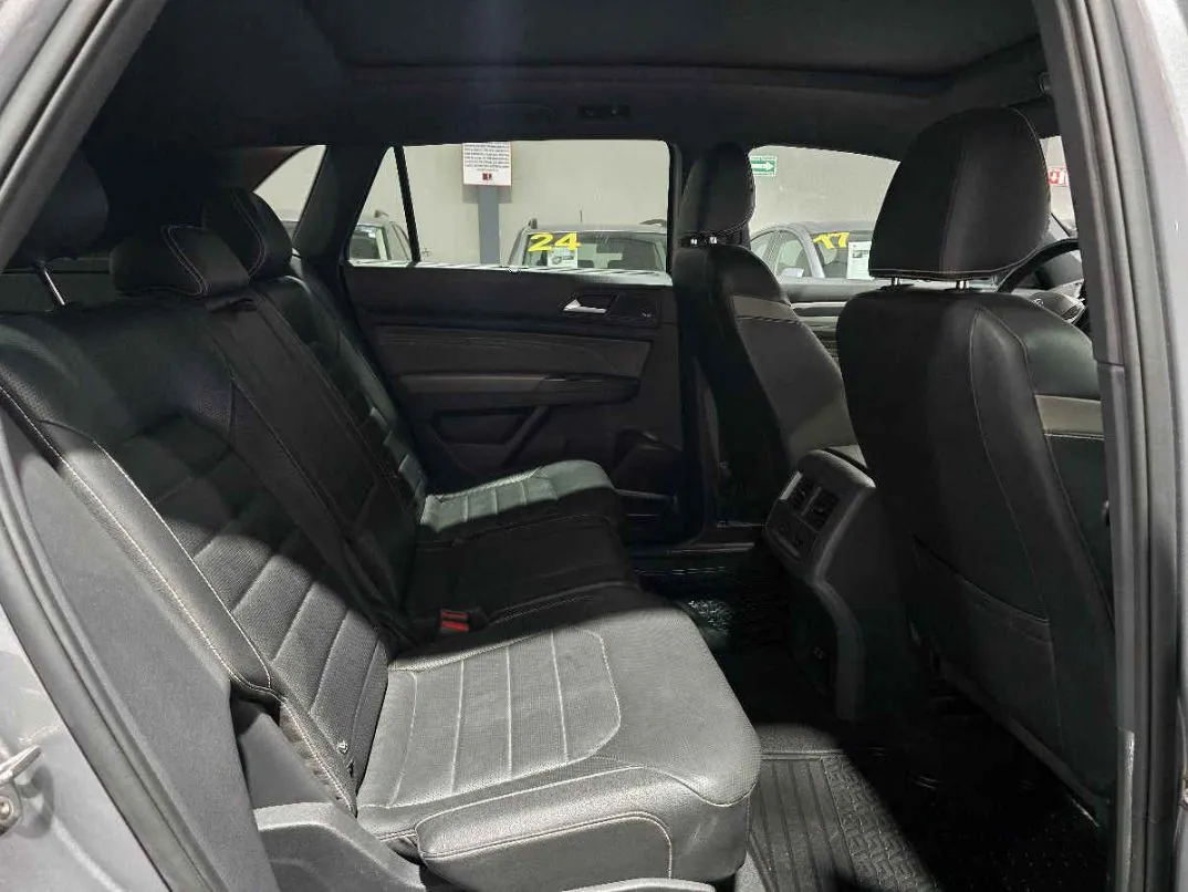 Volkswagen Cross Sport 2023 5p R-Line V6/3.6 Aut.