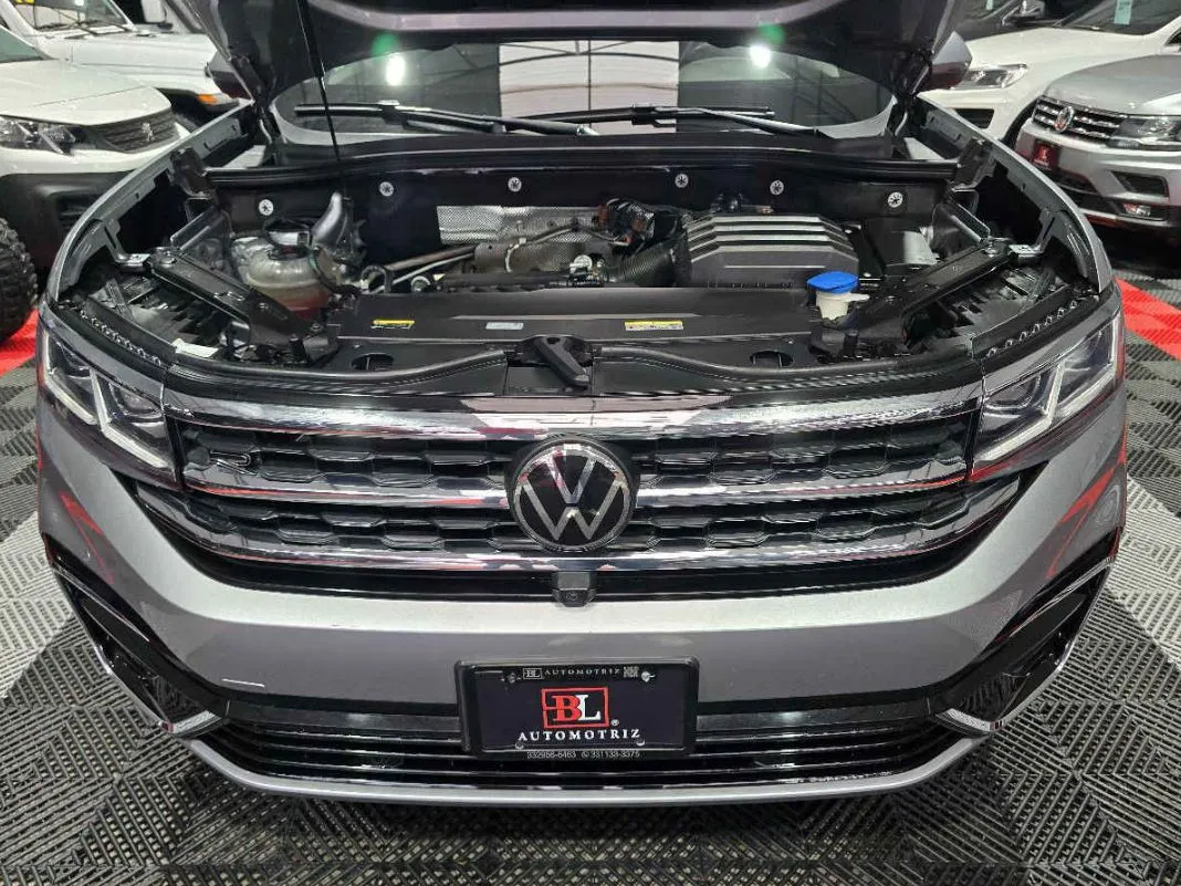 Volkswagen Cross Sport 2023 5p R-Line V6/3.6 Aut.