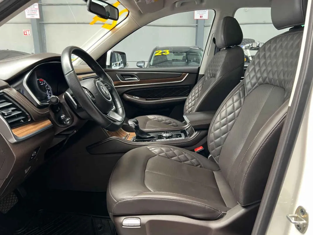 MG RX8 2024 5p Elegance L4/2.0/T Aut.