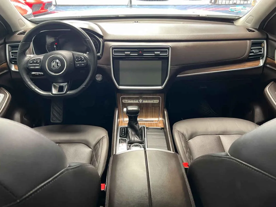 MG RX8 2024 5p Elegance L4/2.0/T Aut.