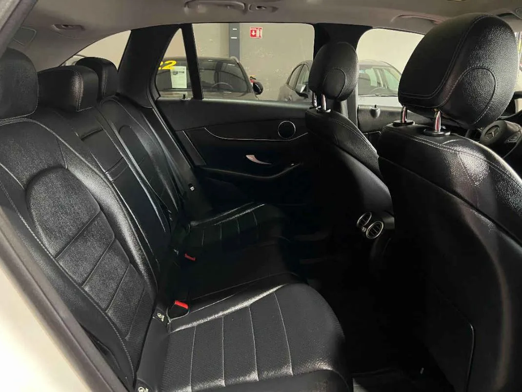 Mercedes-Benz Clase GLC 2017 GLC 300 Off Road L4/2.0/T Aut.