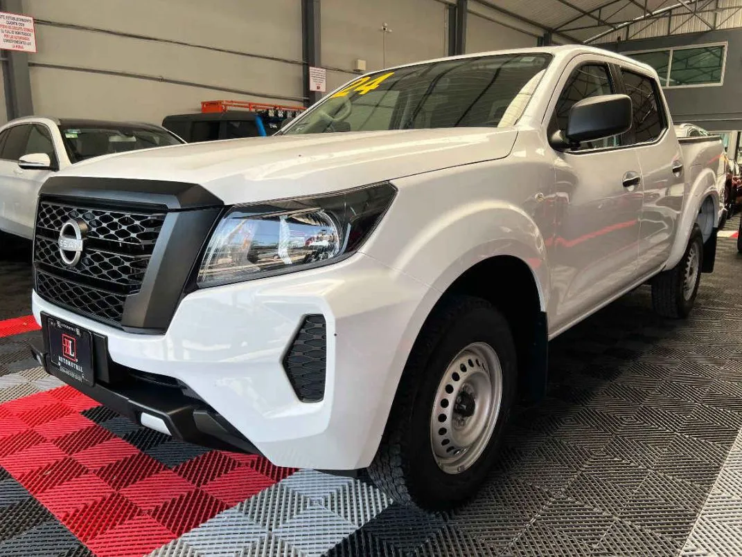 Nissan Frontier 2024 4p SE L4/2.5 Man.
