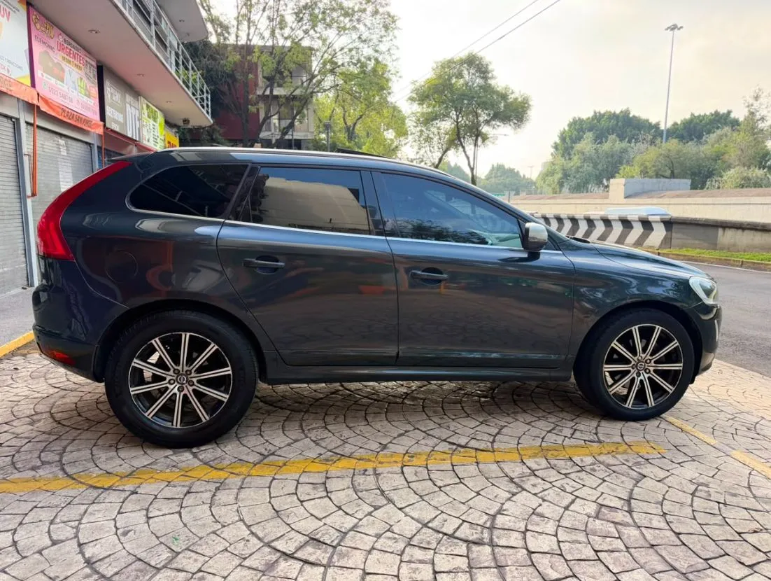 VOLVO XC60 2015 TURBO 4 CIL