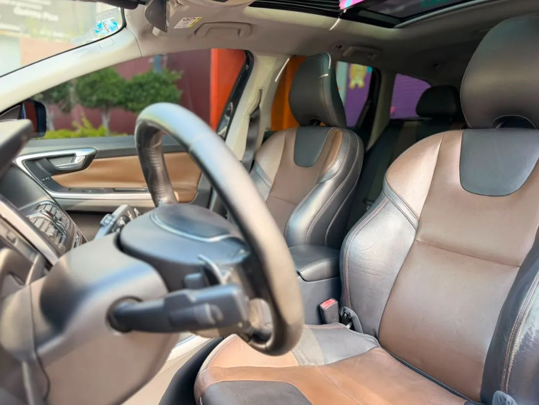 VOLVO XC60 2015 TURBO 4 CIL