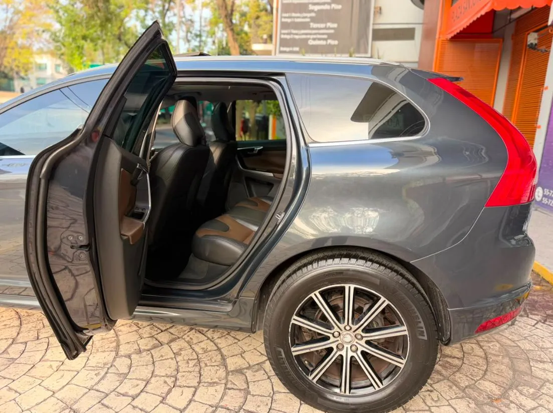 VOLVO XC60 2015 TURBO 4 CIL