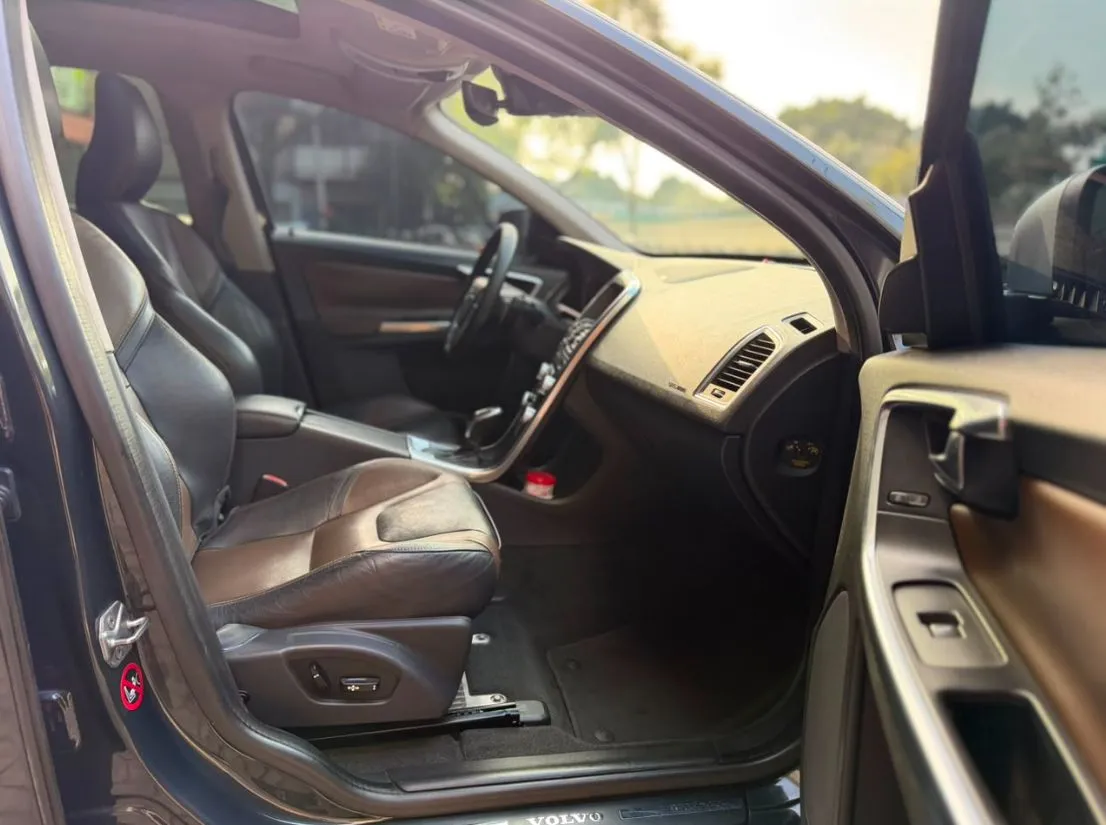 VOLVO XC60 2015 TURBO 4 CIL
