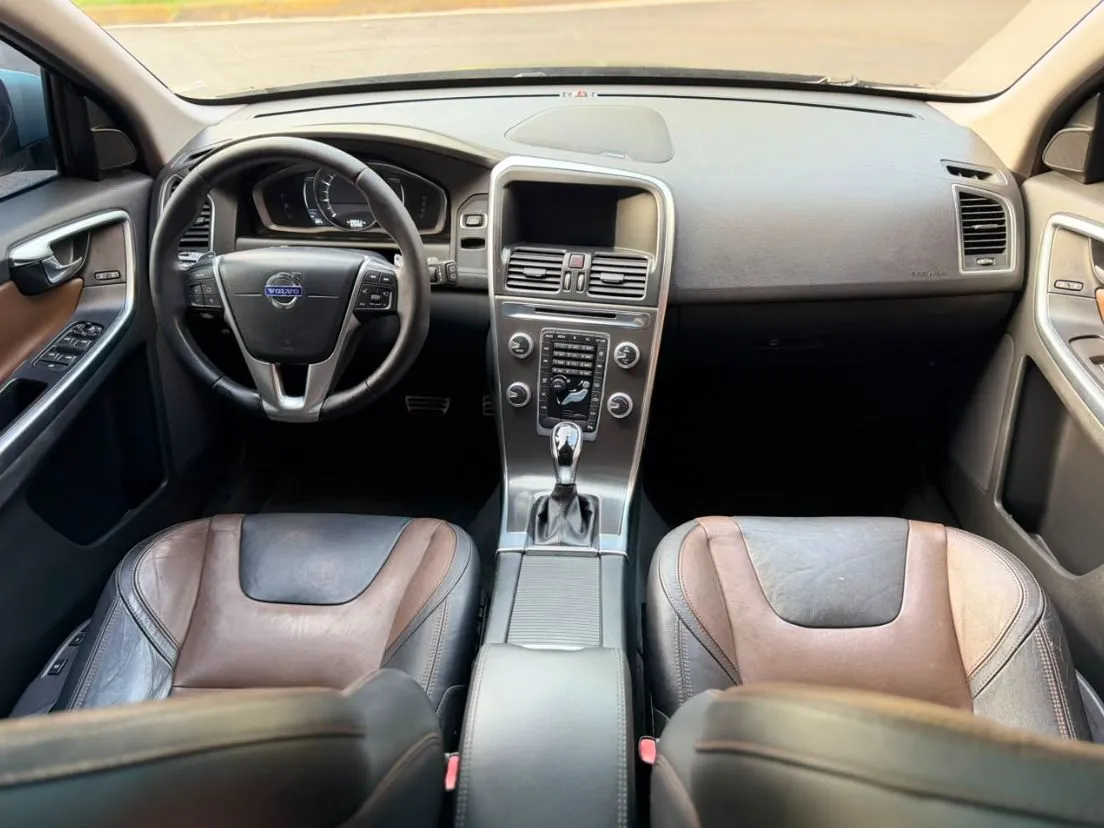 VOLVO XC60 2015 TURBO 4 CIL