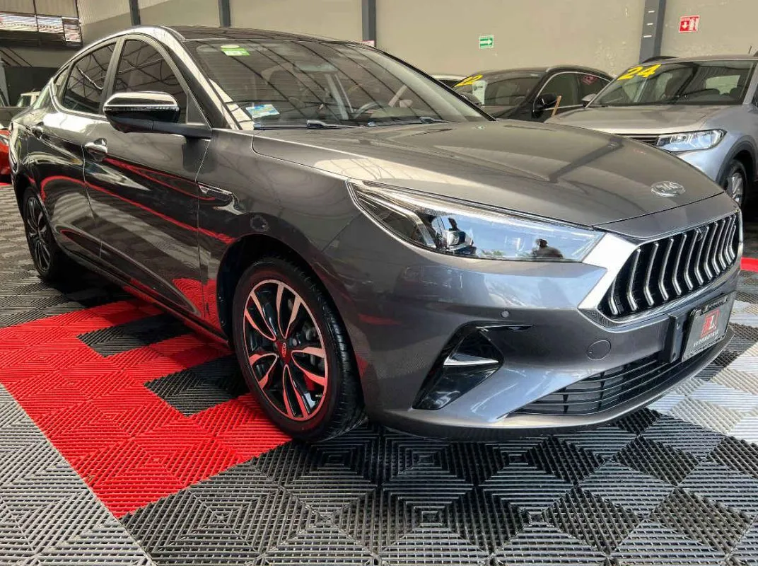 JAC J7 2024 4p Limited L4/1.5/T Aut.
