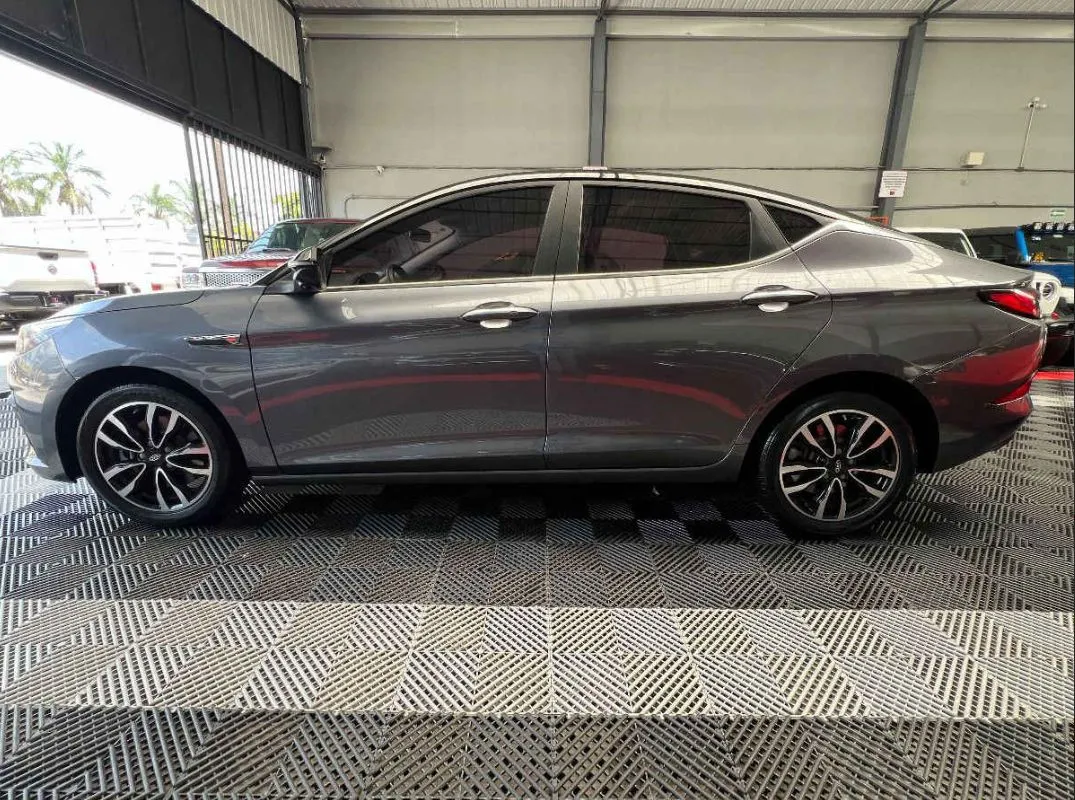 JAC J7 2024 4p Limited L4/1.5/T Aut.