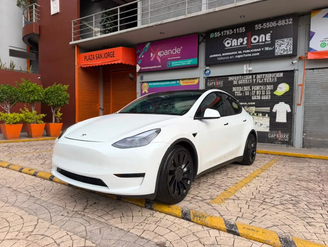 TESLA MODEL Y PERFORMANCE 2022