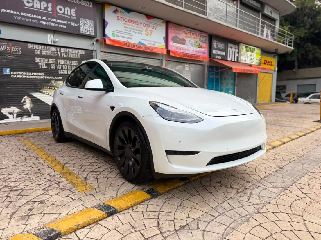 TESLA MODEL Y PERFORMANCE 2022