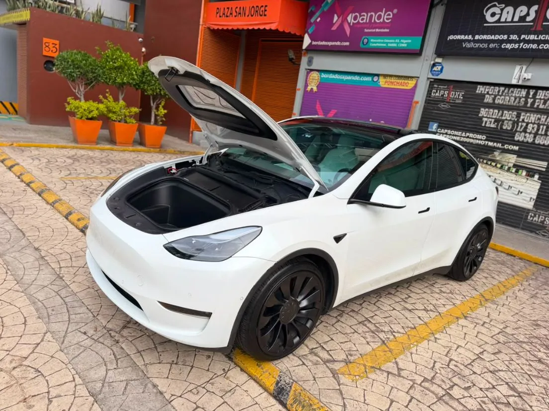 TESLA MODEL Y PERFORMANCE 2022