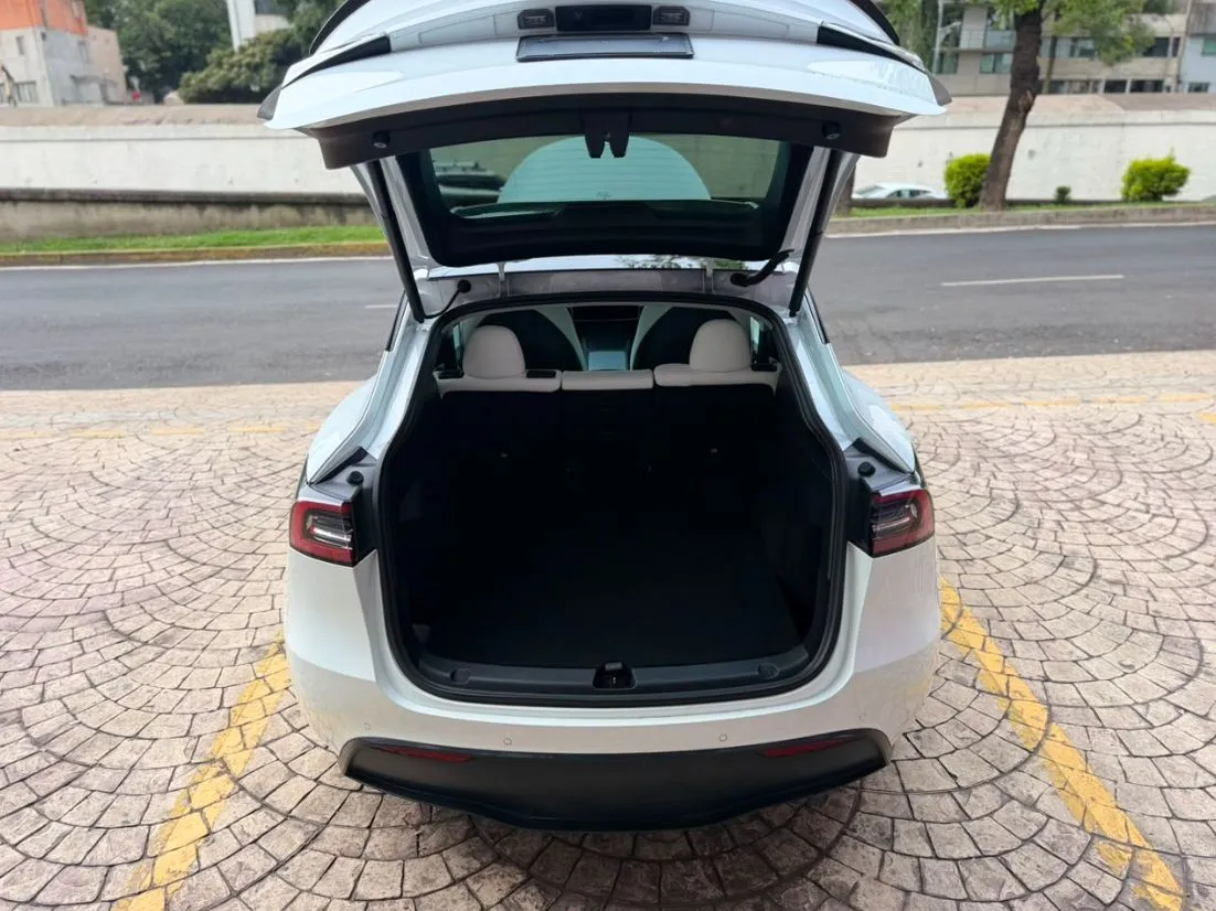 TESLA MODEL Y PERFORMANCE 2022