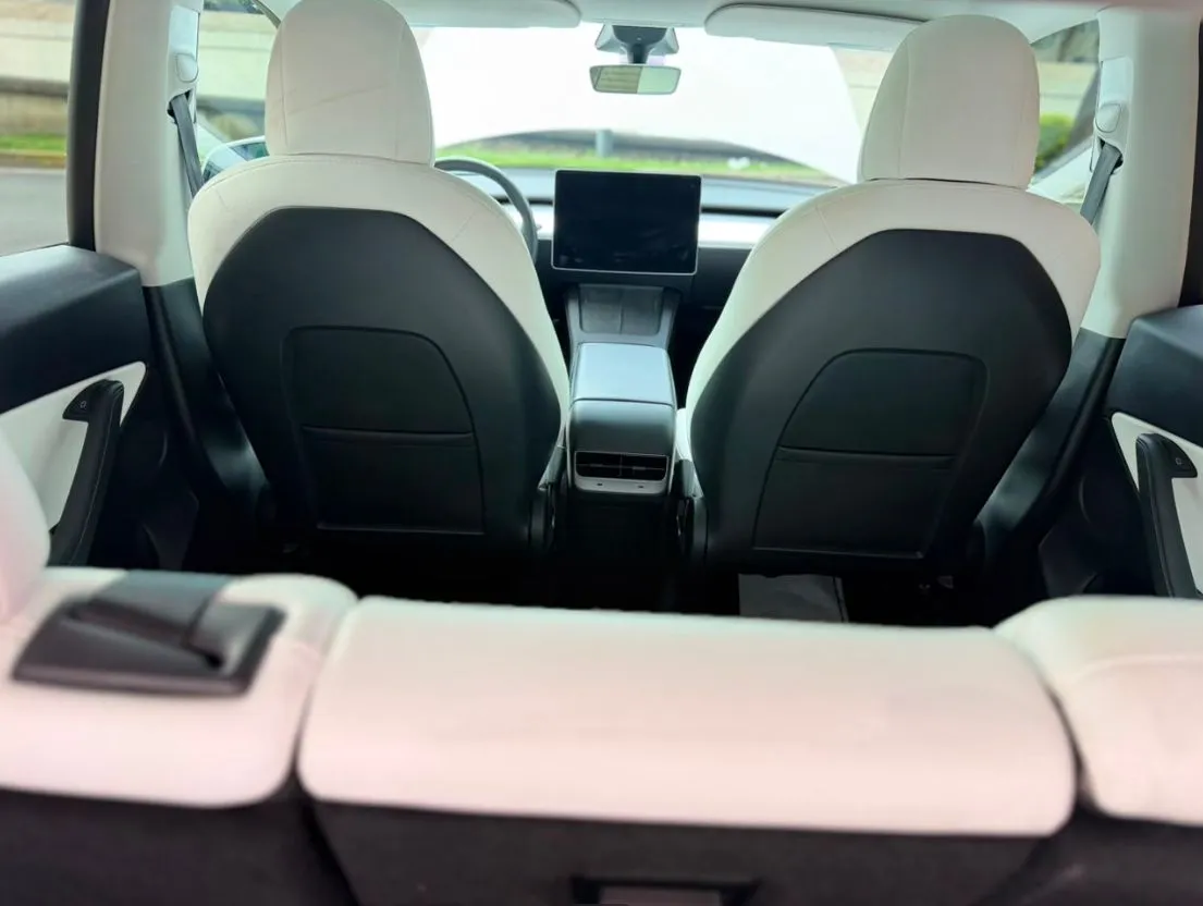 TESLA MODEL Y PERFORMANCE 2022